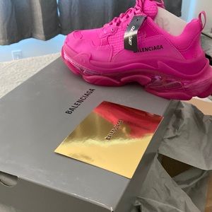Bright pink Balenciaga Tripple S Sneaker